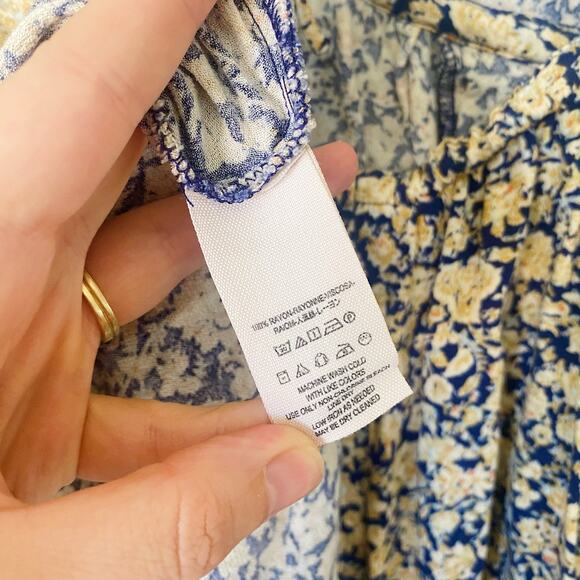 Free People Once Upon a Summertime Boho Floral Romper Navy Blue Size XS - Picture 7 of 7